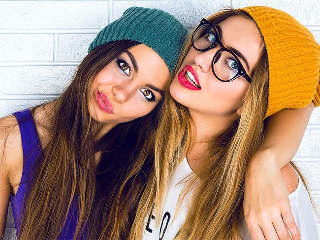 Balayage vs. Highlights - How to Choose the Right Hair Color Technique for You Balayage vs. Highlights - How to Choose the Right Hair Color Technique for You