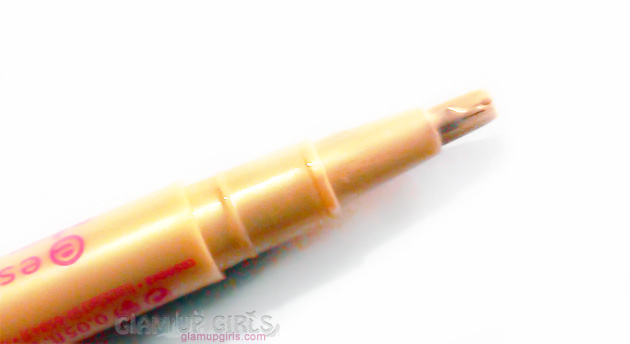 Essence stay natural concealer