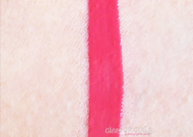 Essence liquid lipstick in Show Off