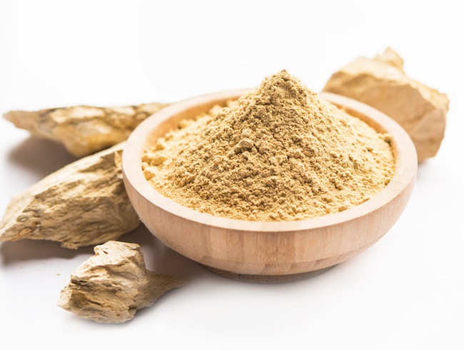 Benefits of using Fuller's Earth or Multani Mitti