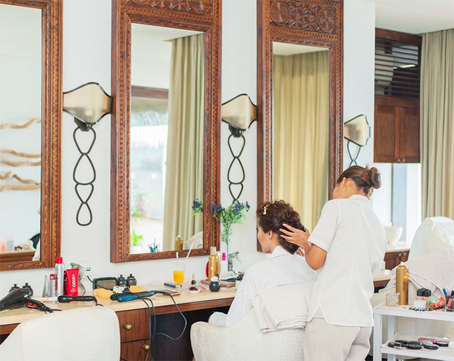 Jugnu's Salon: New Branch Now in Gujranwala Jugnu's Salon: New Branch Now in Gujranwala