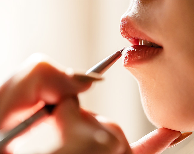 How to choose the right lip tint for you in Pakistan? How to choose the right lip tint for you in Pakistan?